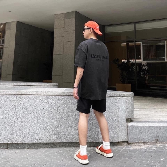 Essentials Tee - Limo SS22